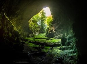 Grotte de la Glaciere - Chaux-les-Passavants